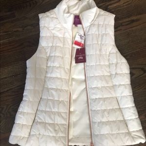 NEW white puffer vest!